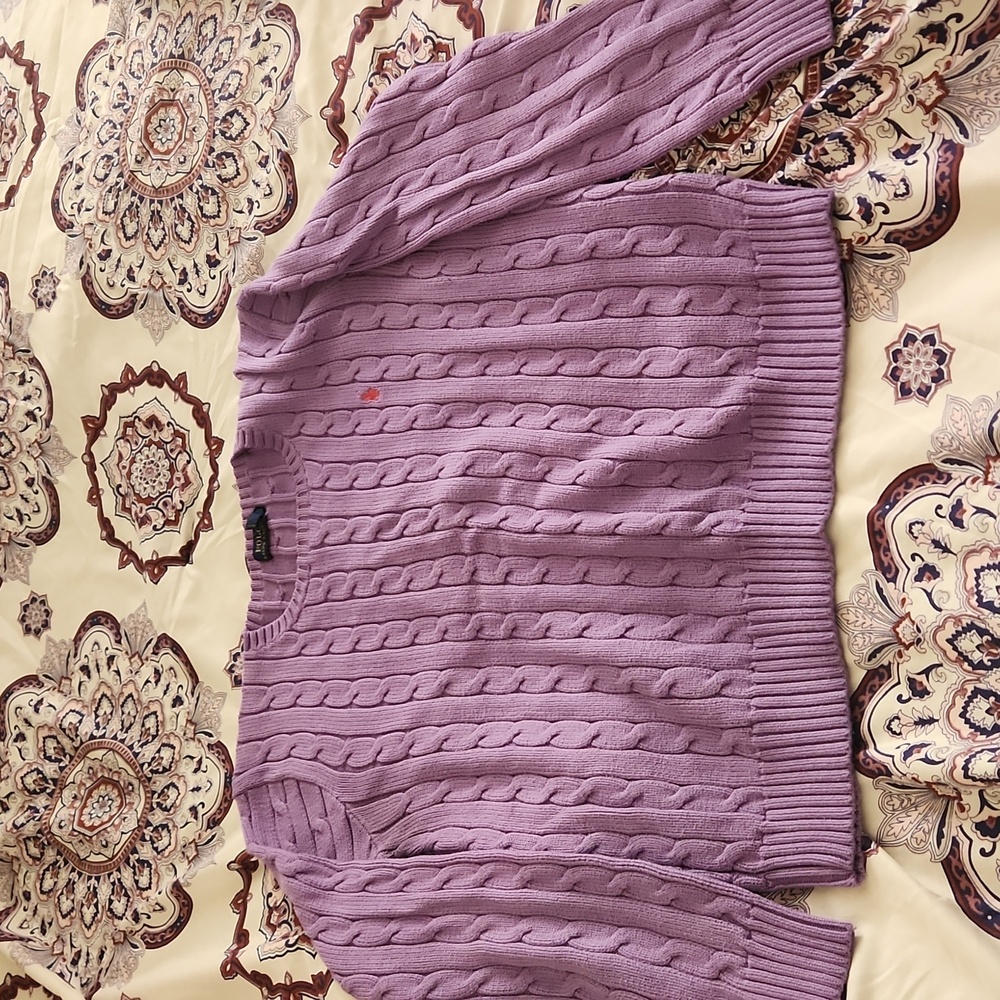 Woman's sweater shirt